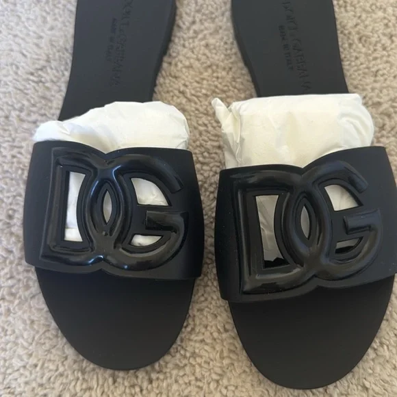Dolce & Gabanna Bianca Rubber Sandals - Picture 4 of 6